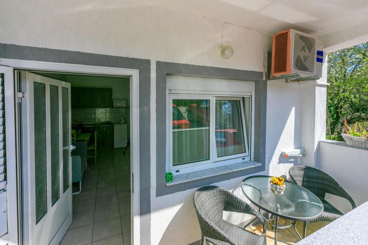 Apartments Ratko Jadranovo Buitenkant foto