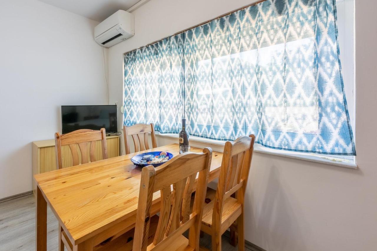 Apartments Ratko Jadranovo Buitenkant foto