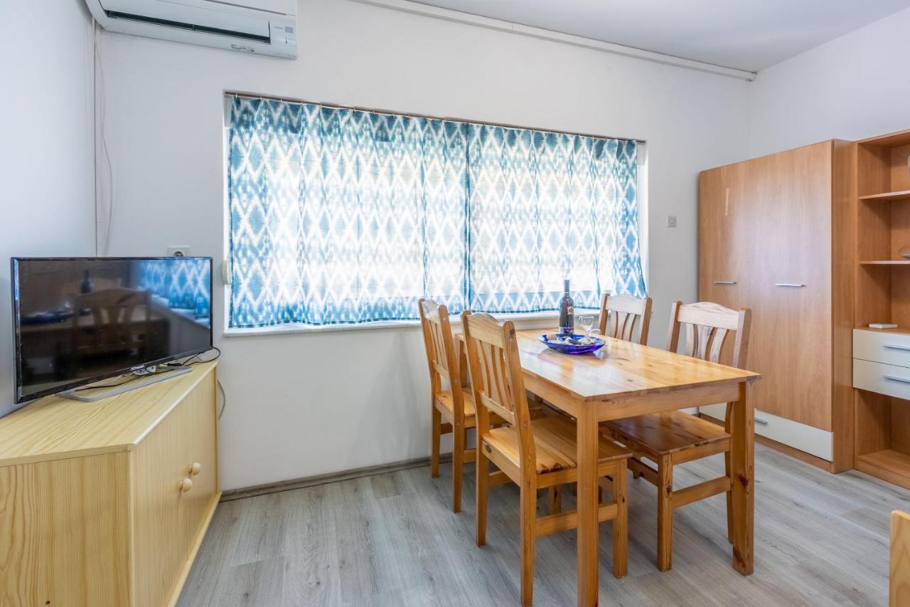 Apartments Ratko Jadranovo Buitenkant foto